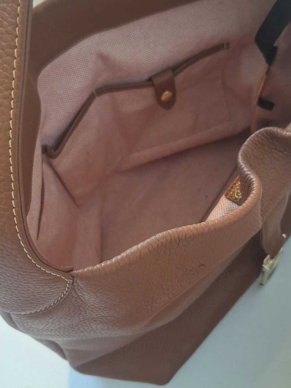 Dooney & Bourke Leather Hobo Shoulder Bag in Brown - LARGE LOGO